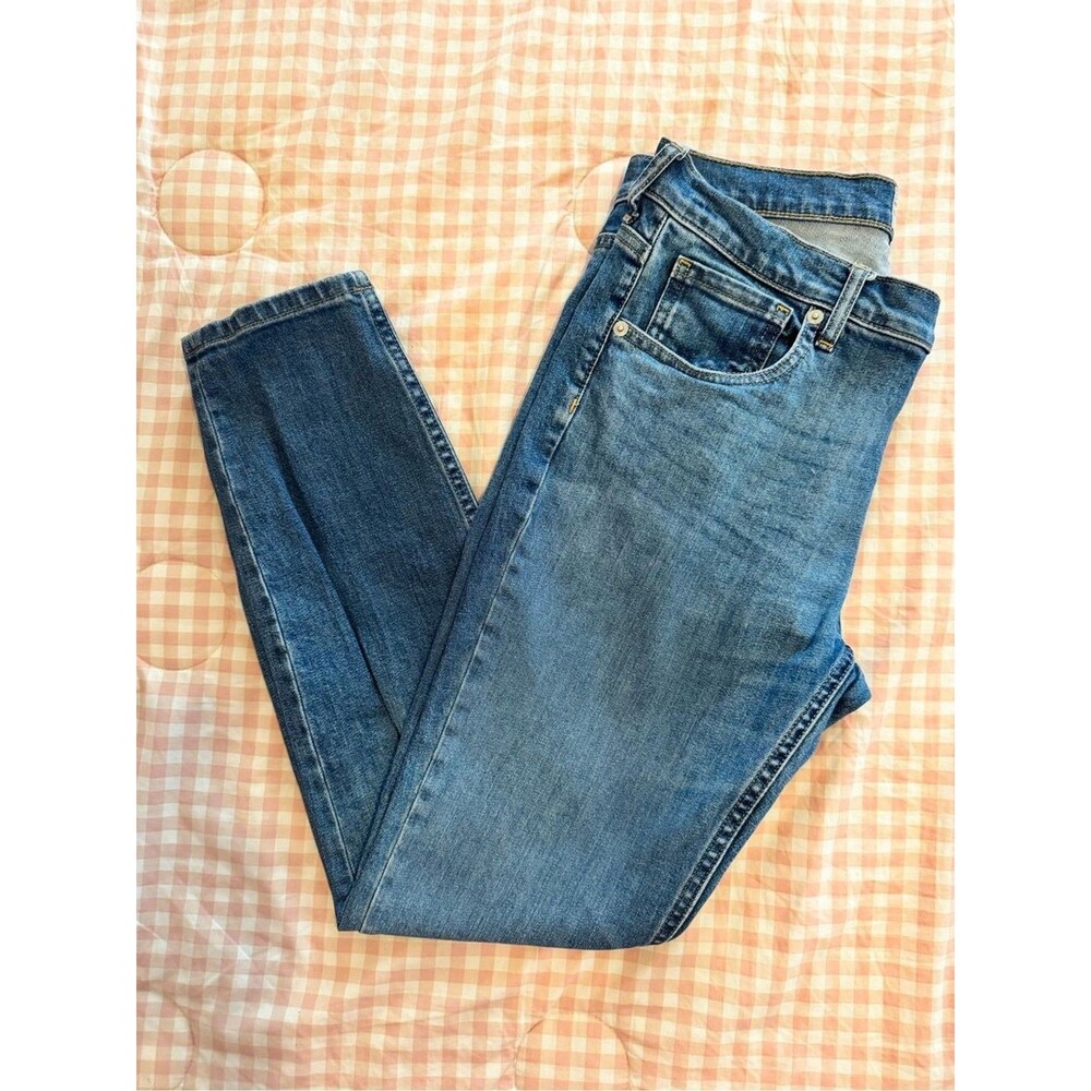 Everlane Women's Skinny Jeans in Medium Blue Denim